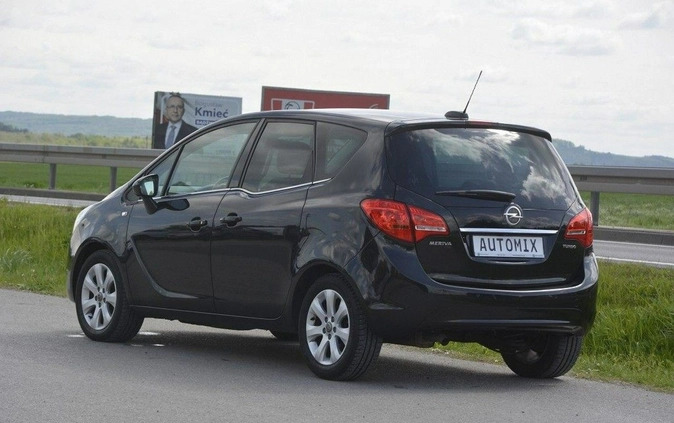 Opel Meriva cena 45300 przebieg: 62399, rok produkcji 2016 z Pyzdry małe 407